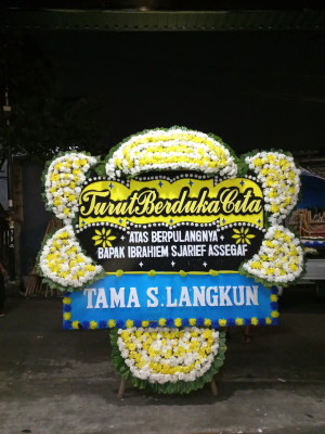 Papan Bunga Duka di Gerunung